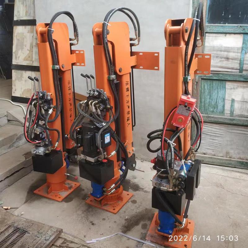 达孜区重汽蓝牌随车吊 3.2吨 国六动力强 液压驱动 农用自卸起重机